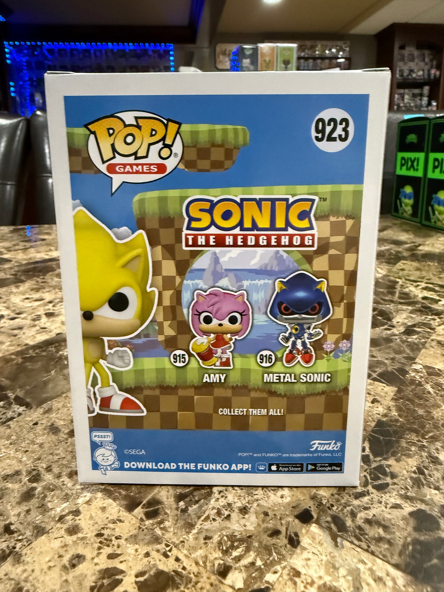 Super Sonic Funko Pop #923 (AAA Anime Exclusive)