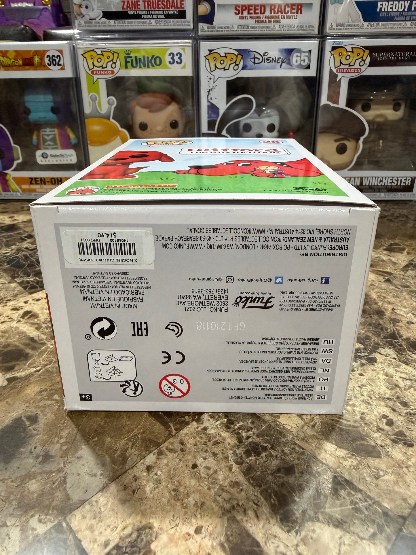 Clifford (Flocked Hot Topic Exclusive) #28 Clifford the Big Red Dog - Funko Pop!