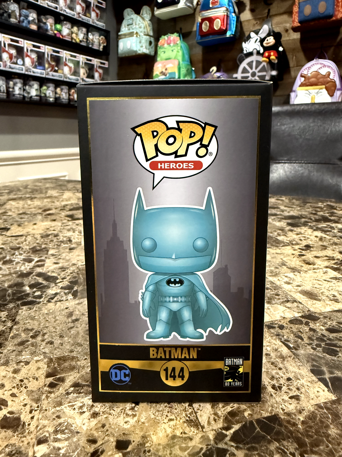 Batman (Blue Chrome, Comic-Con International Limited Edition) #144 Batman 80 Years - Funko Pop!