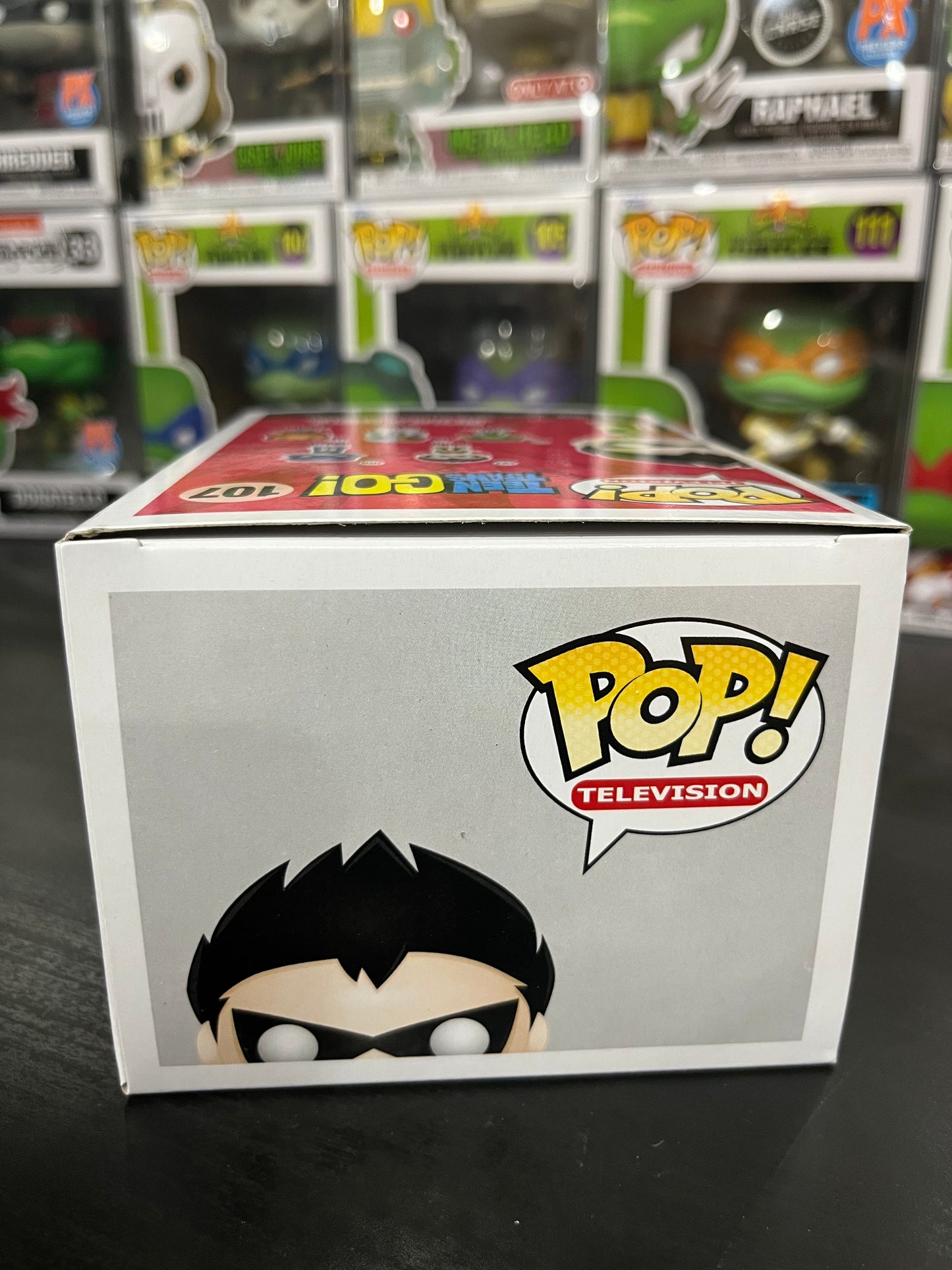 Robin Funko Pop #107