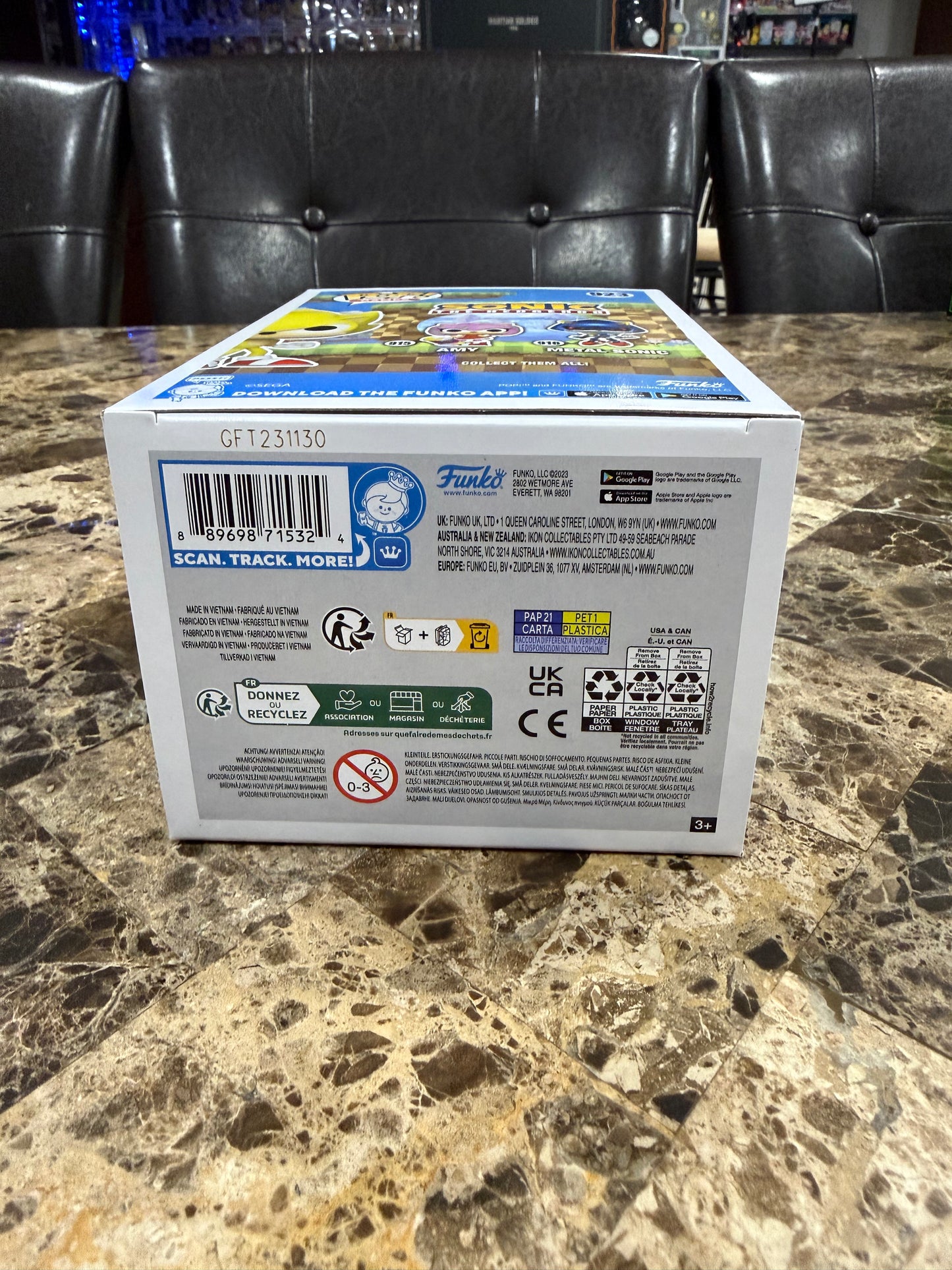 Super Sonic Funko Pop #923 (AAA Anime Exclusive)